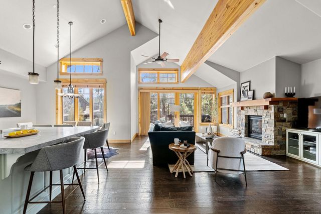 10235 Valmont Trail, Truckee, CA 96161