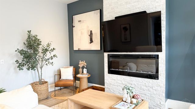 551 E Thirteenth Street, Cincinnati, OH 45202