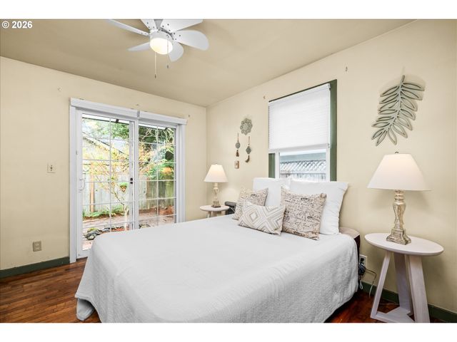 3210 ROYAL Ave, Eugene, OR 97402