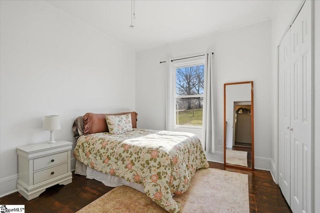 17 1st Street, Inman, SC 29349