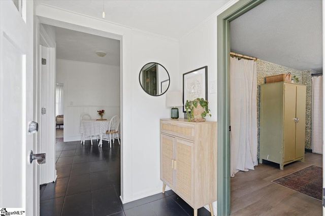 17 1st Street, Inman, SC 29349