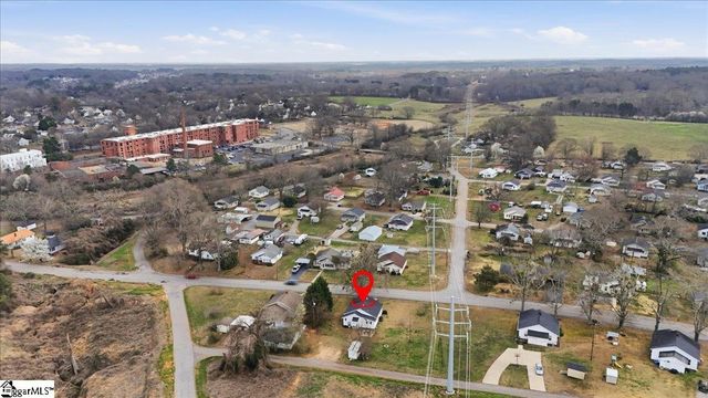 17 1st Street, Inman, SC 29349