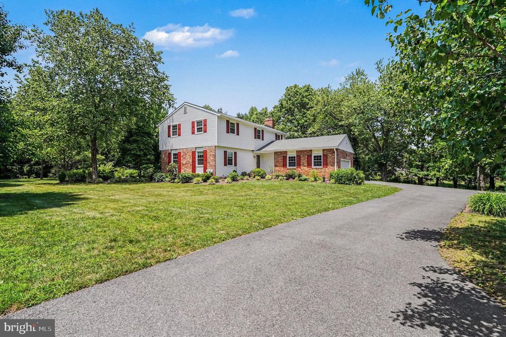 Image 3 of property listing at 31 FILBERT LN, Elkton, MD 21921