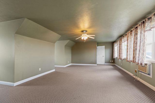 112 Moondance, Blue Eye, MO 65611