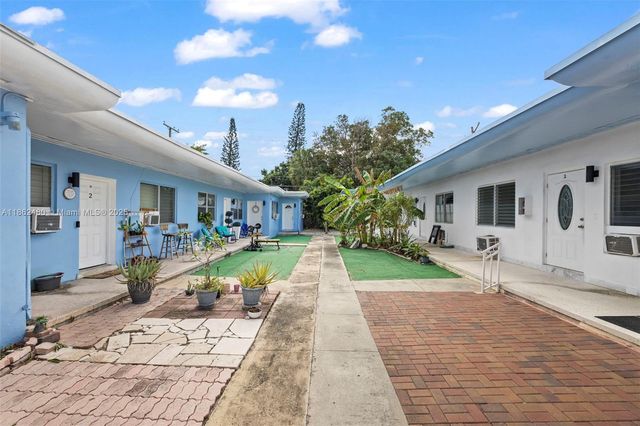 800 83rd St 1, Miami Beach, FL 33141