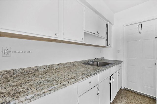 800 83rd St 1, Miami Beach, FL 33141