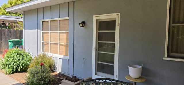 681 W Belleview Avenue, Porterville, CA 93257