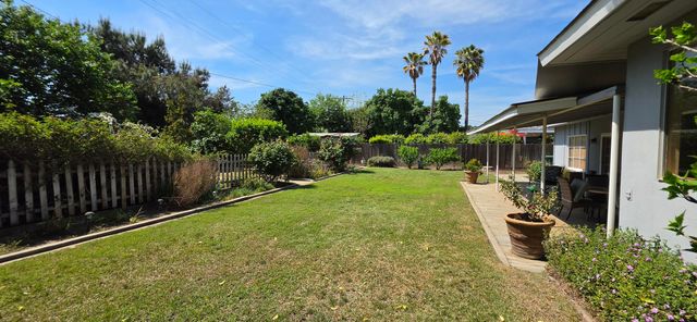 681 W Belleview Avenue, Porterville, CA 93257