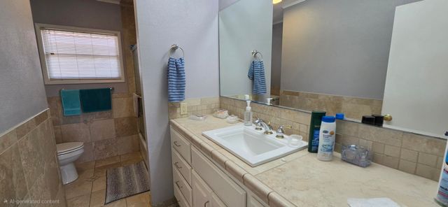 681 W Belleview Avenue, Porterville, CA 93257