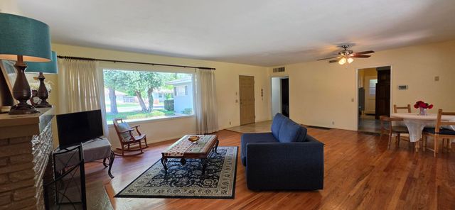 681 W Belleview Avenue, Porterville, CA 93257