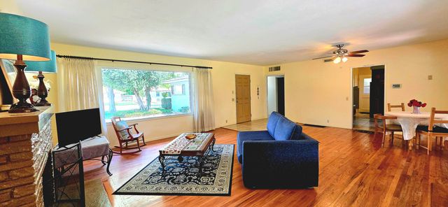 681 W Belleview Avenue, Porterville, CA 93257