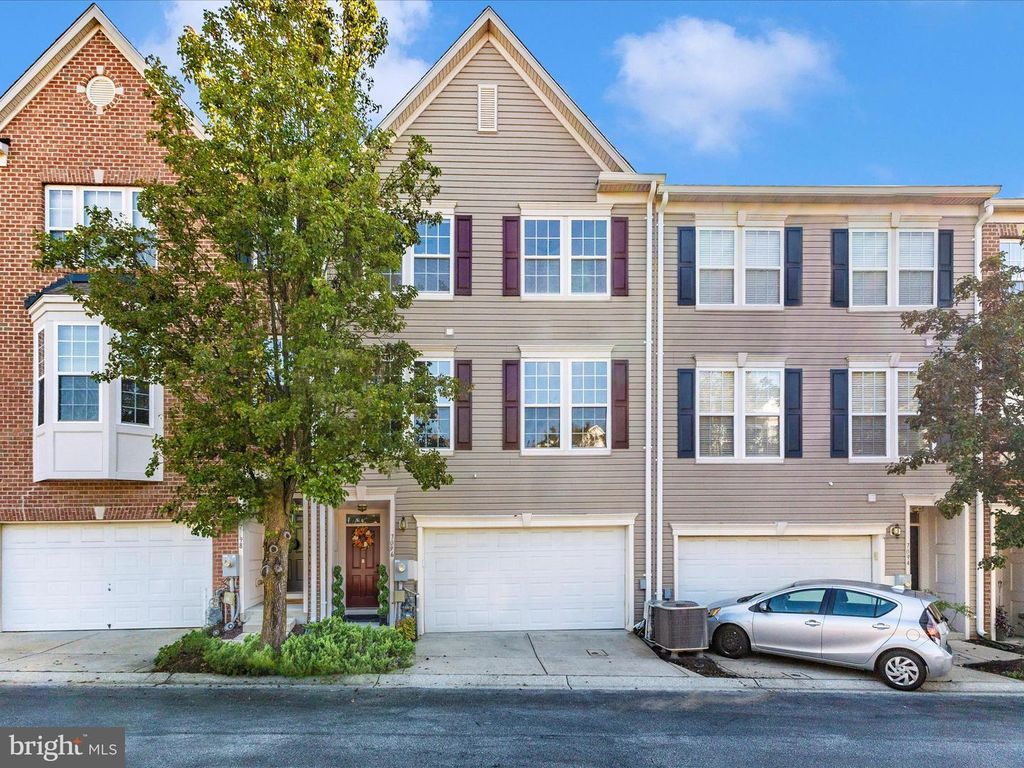 7096 WATER OAK RD #121, Elkridge, MD 21075