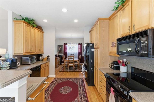 11 Planters Drive NW, Cartersville, GA 30120