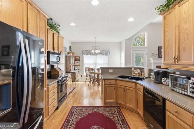 11 Planters Drive NW, Cartersville, GA 30120