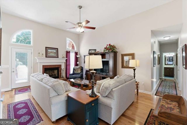 11 Planters Drive NW, Cartersville, GA 30120