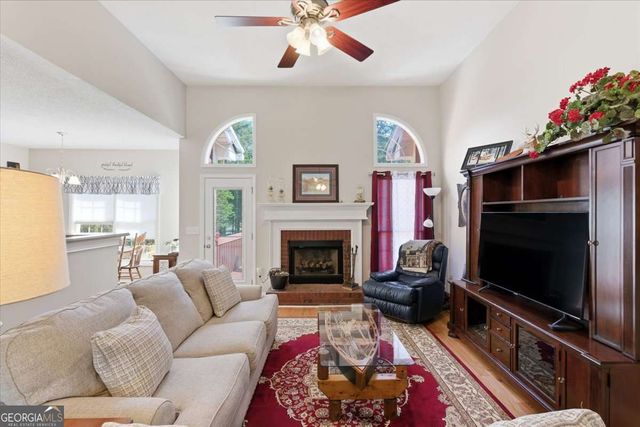 11 Planters Drive NW, Cartersville, GA 30120