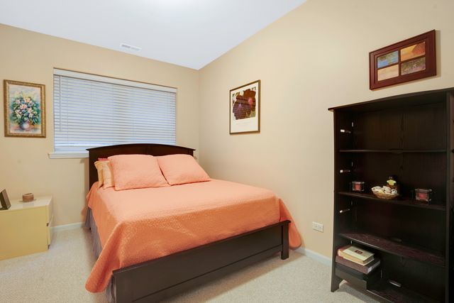 6617 S Ingleside Avenue 2N, Chicago, IL 60637