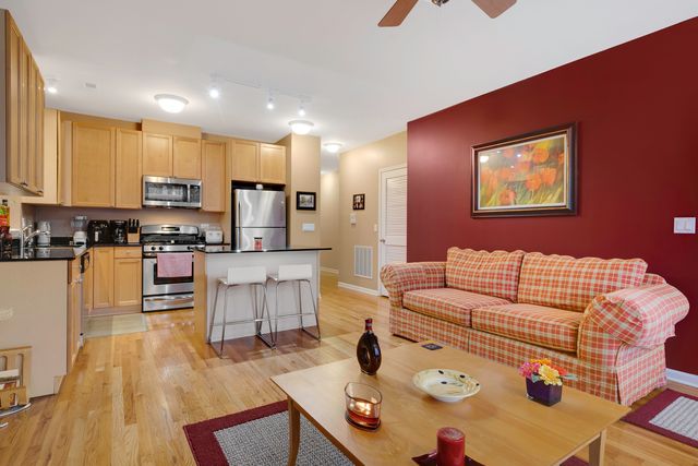 6617 S Ingleside Avenue 2N, Chicago, IL 60637