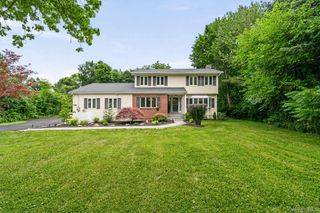 10 Concord Road, Fishkill, NY 12524