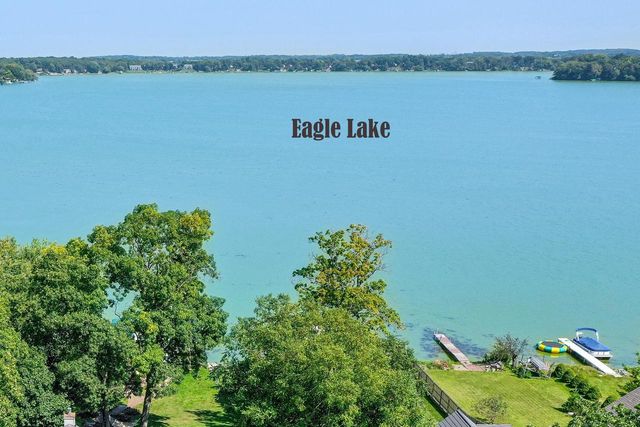 2225 Lakeshore DRIVE, Kansasville, WI 53139