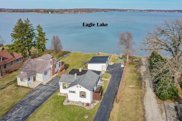 2225 Lakeshore DRIVE, Kansasville, WI 53139
