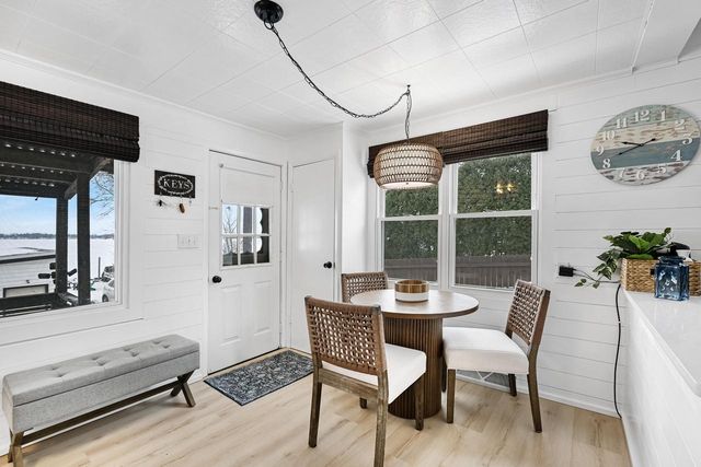 2225 Lakeshore DRIVE, Kansasville, WI 53139