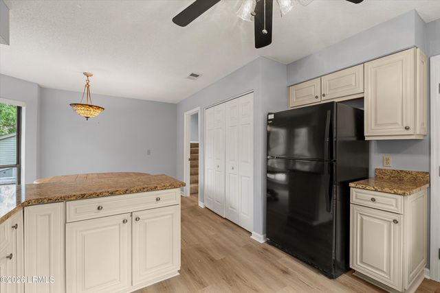 17 Lake Forest Dr Apt 3347, Hilton Head Island, SC 29928