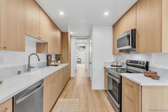 17189 Bernardo Center, San Diego, CA 92128
