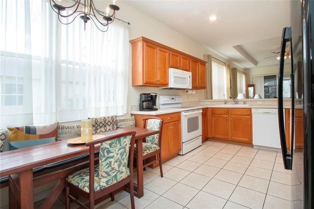 1908 STERLING GLEN COURT, Sun City Center, FL 33573