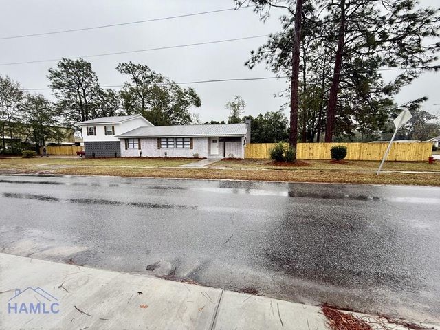 204 N Palm Street, Jesup, GA 31546