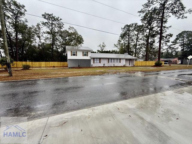 204 N Palm Street, Jesup, GA 31546