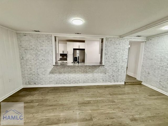 204 N Palm Street, Jesup, GA 31546