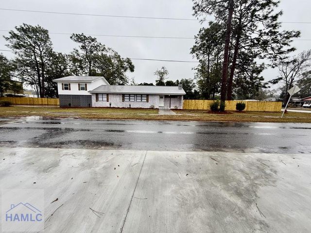 204 N Palm Street, Jesup, GA 31546