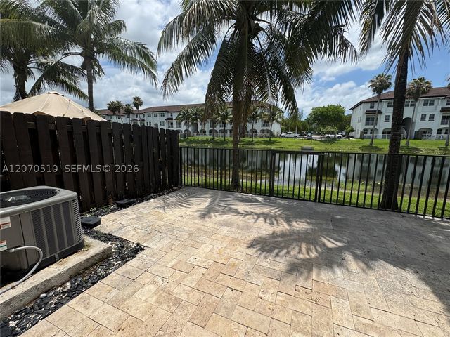 8715 NW 98th Ave 8715, Doral, FL 33178