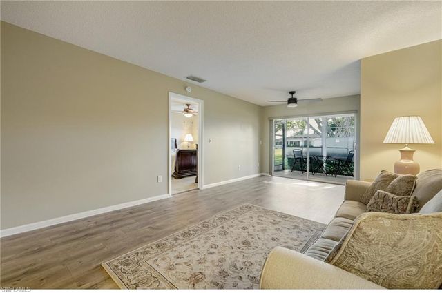 6869 Bogey DR, Fort Myers, FL 33919