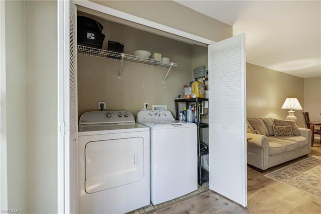 6869 Bogey DR, Fort Myers, FL 33919