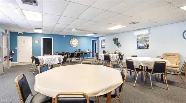 6869 Bogey DR, Fort Myers, FL 33919