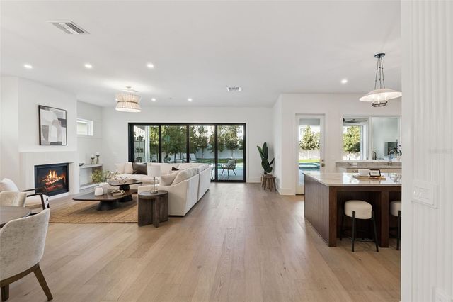 35 W HAZEL STREET, Orlando, FL 32804