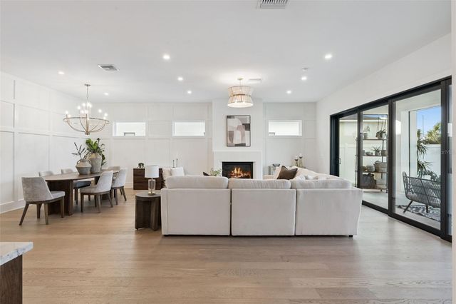 35 W HAZEL STREET, Orlando, FL 32804