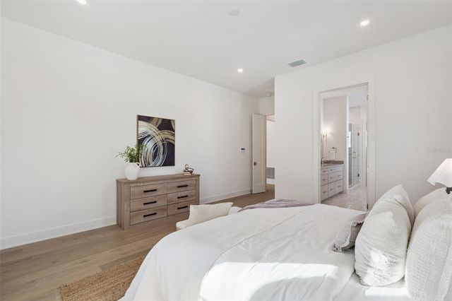 35 W HAZEL STREET, Orlando, FL 32804