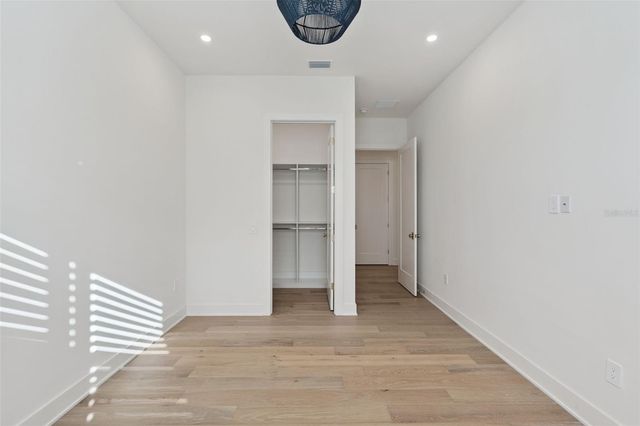 35 W HAZEL STREET, Orlando, FL 32804