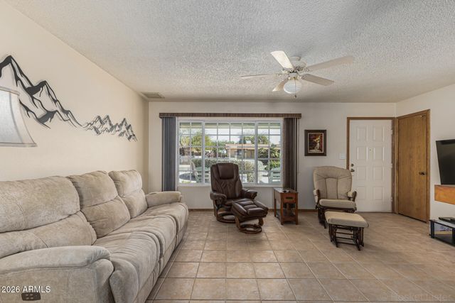 690 S COPPER Drive, Apache Junction, AZ 85120