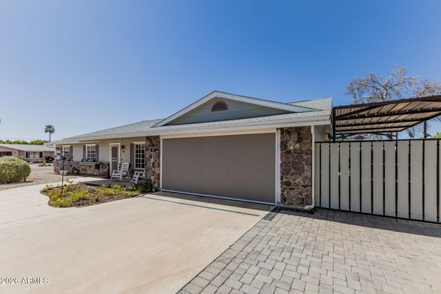 690 S COPPER Drive, Apache Junction, AZ 85120