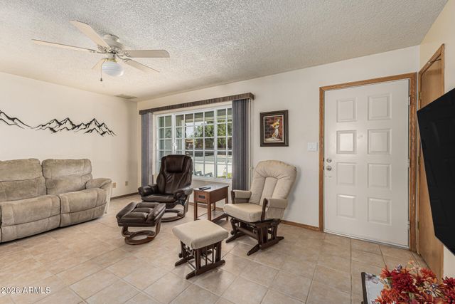 690 S COPPER Drive, Apache Junction, AZ 85120