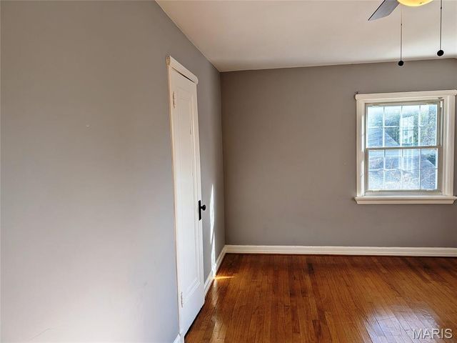 1931 Elm Street, St Charles, MO 63301