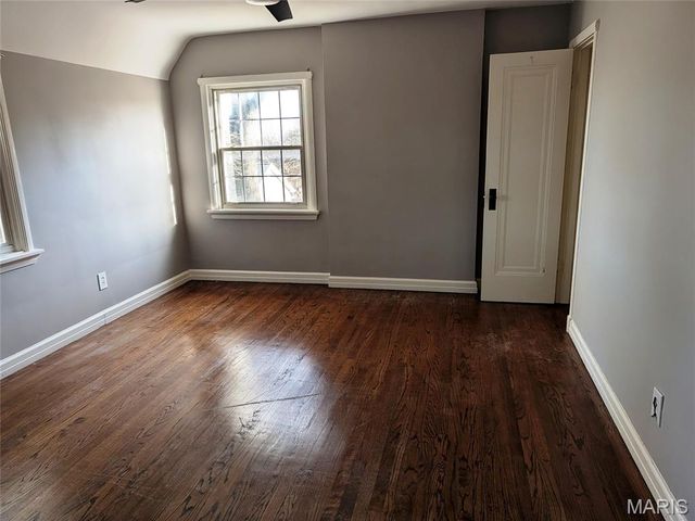 1931 Elm Street, St Charles, MO 63301