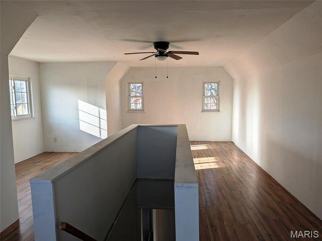 1931 Elm Street, St Charles, MO 63301