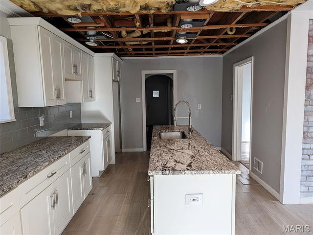 1931 Elm Street, St Charles, MO 63301