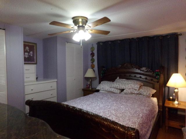 4238 S 88th Place S, Boynton Beach, FL 33436