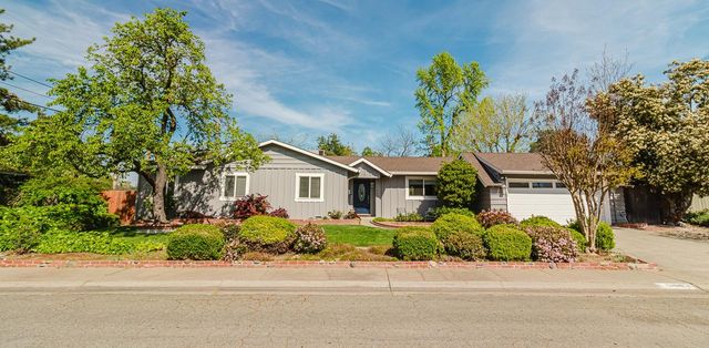 5443 Aris Way, Carmichael, CA 95608